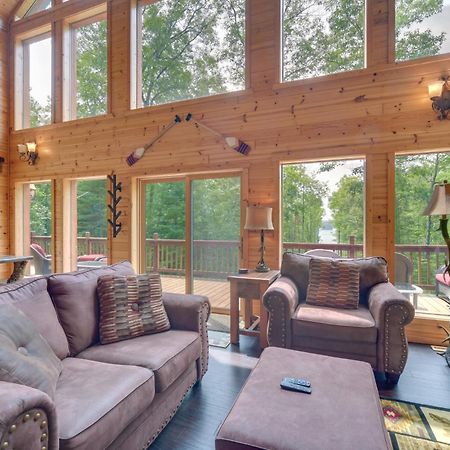 Scenic Hayward Lake View Retreat With Fire Pit エクステリア 写真