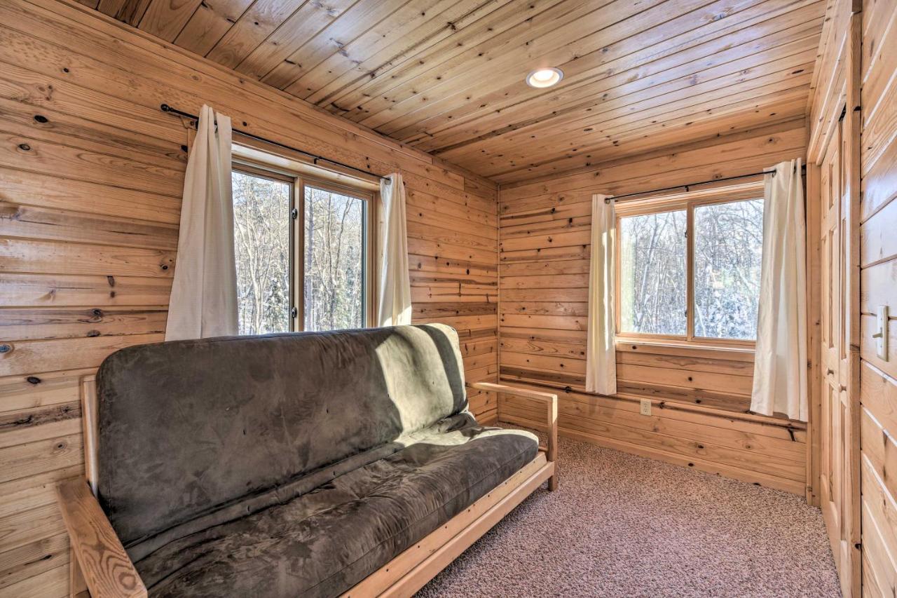 Scenic Hayward Lake View Retreat With Fire Pit エクステリア 写真