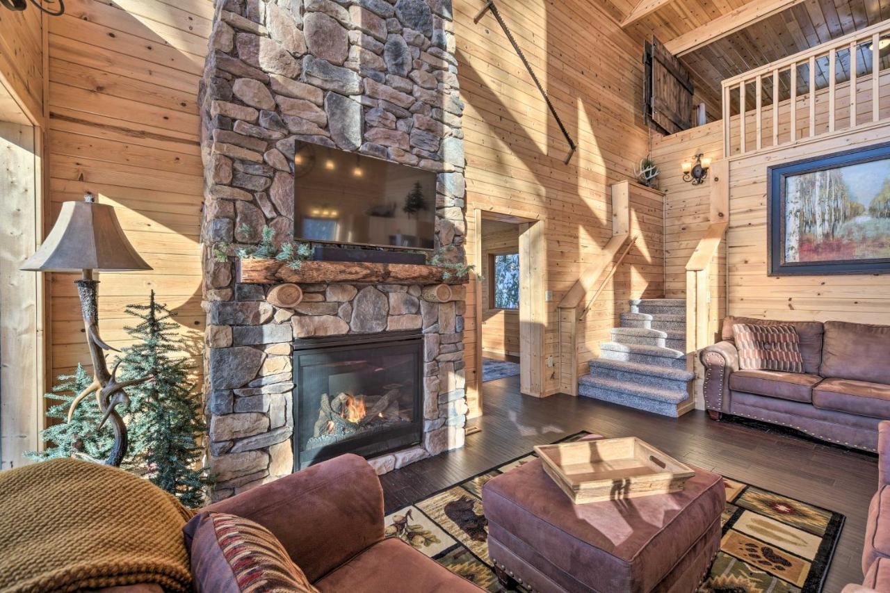 Scenic Hayward Lake View Retreat With Fire Pit エクステリア 写真