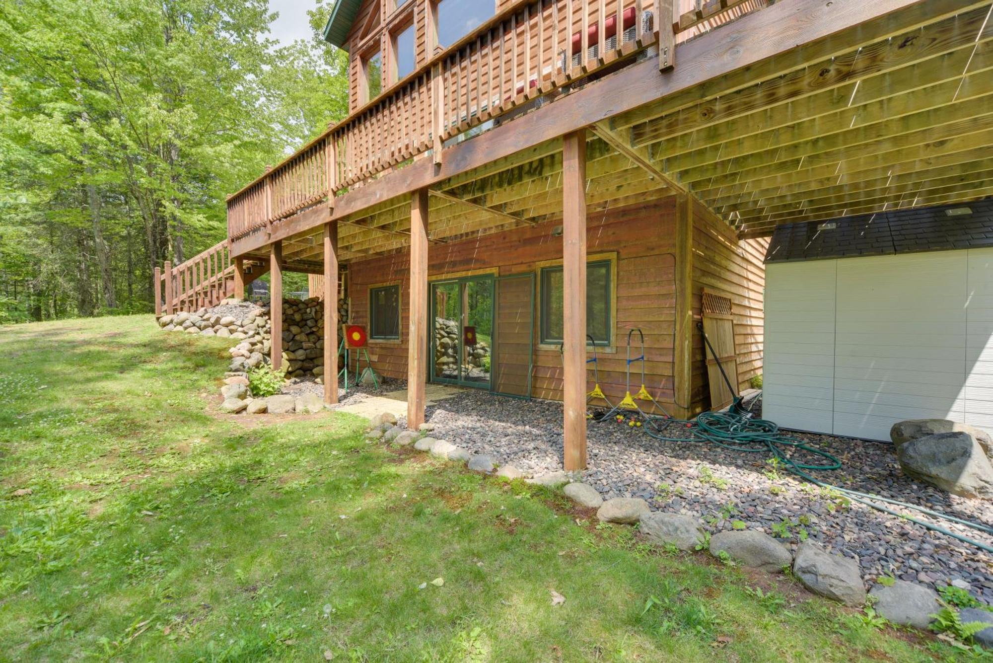 Scenic Hayward Lake View Retreat With Fire Pit エクステリア 写真